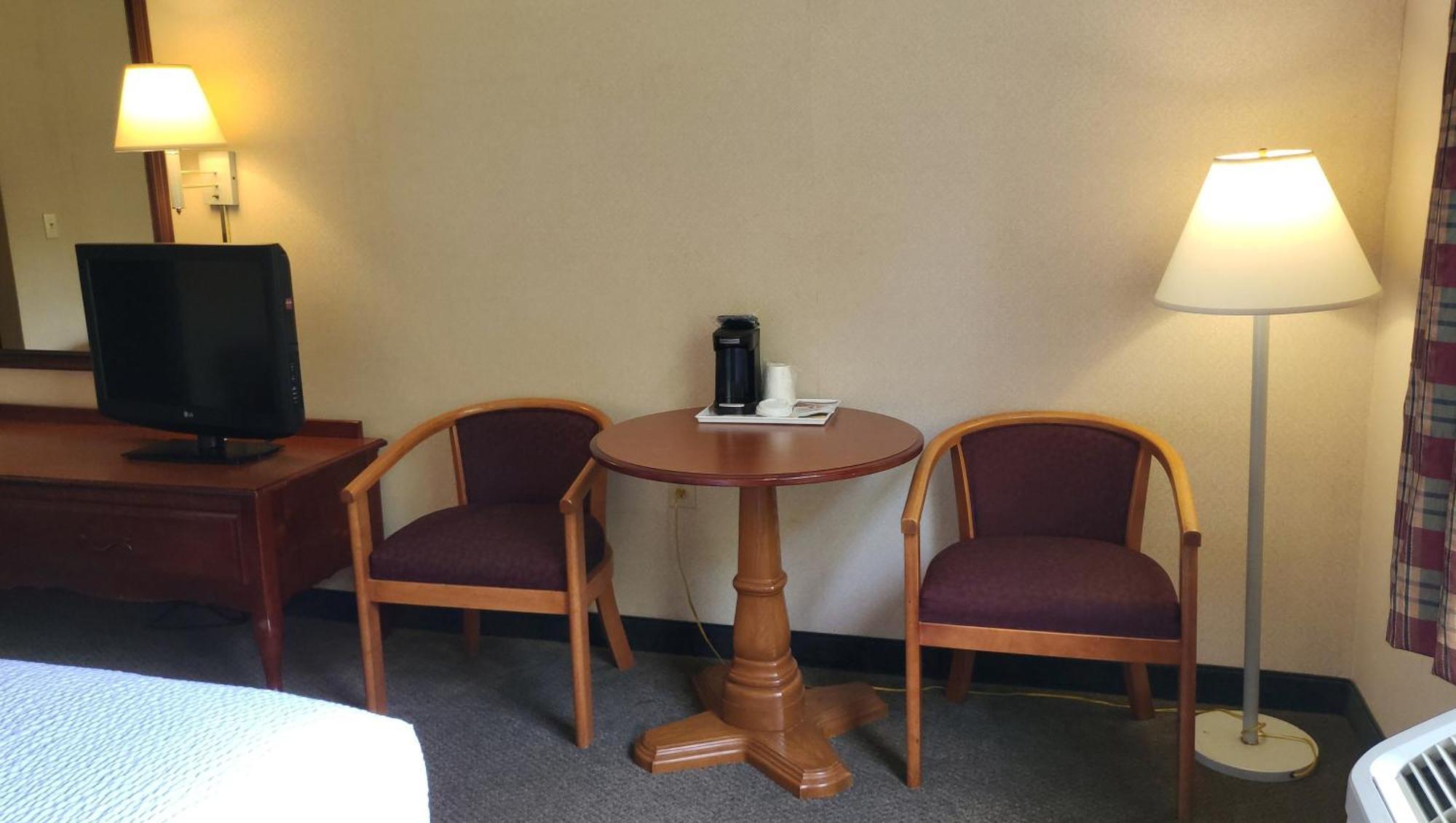 Magnuson Hotel West Liberty Luaran gambar