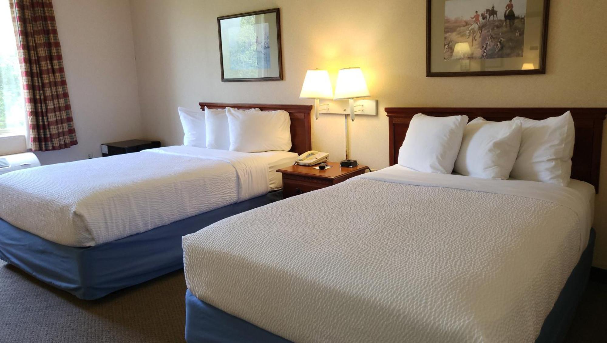 Magnuson Hotel West Liberty Luaran gambar